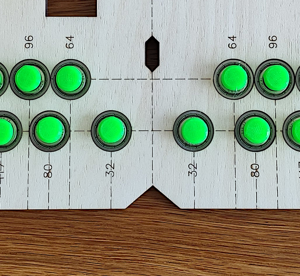 Powiększenie szczerbinki w szablonie